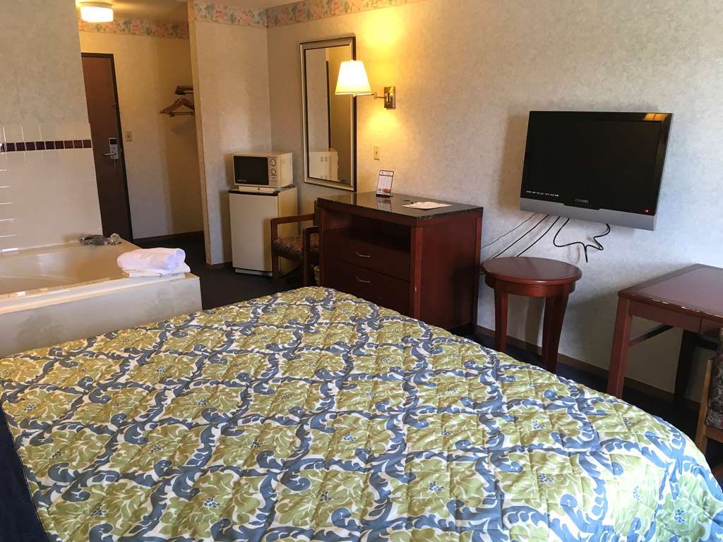 Americas Best Value Inn Of Decatur Room photo