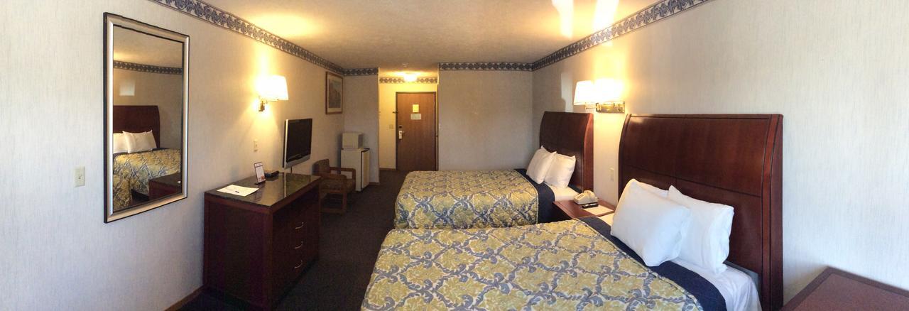 Americas Best Value Inn Of Decatur Exterior photo